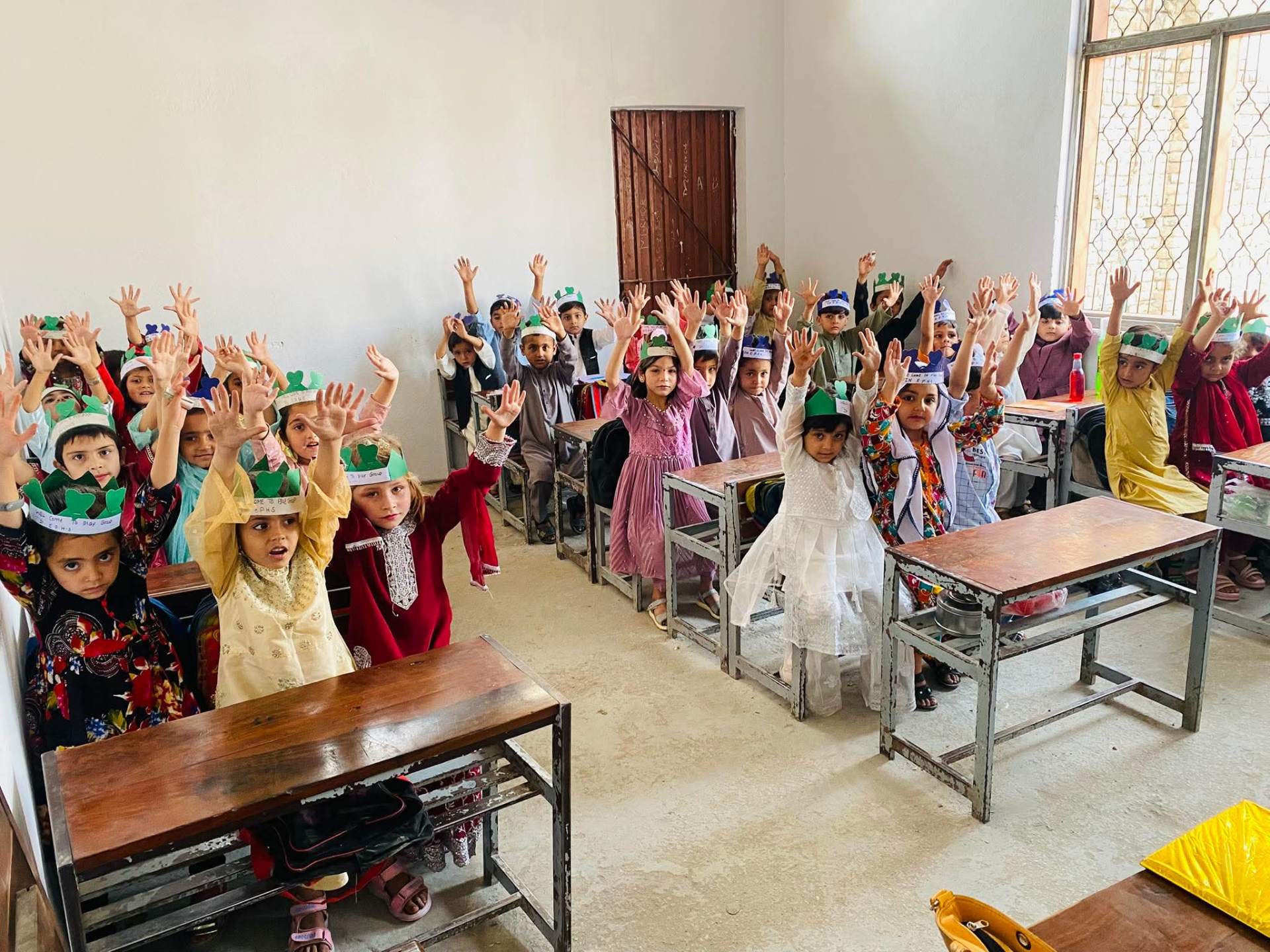 Eager Hands, Curious Minds